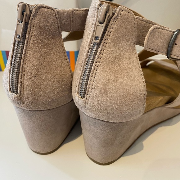 LUCKY BRAND Wedge Strap Sandals Shoes Suede Taupe Leather Kawaii Cute Platform 6 - Picture 13 of 15